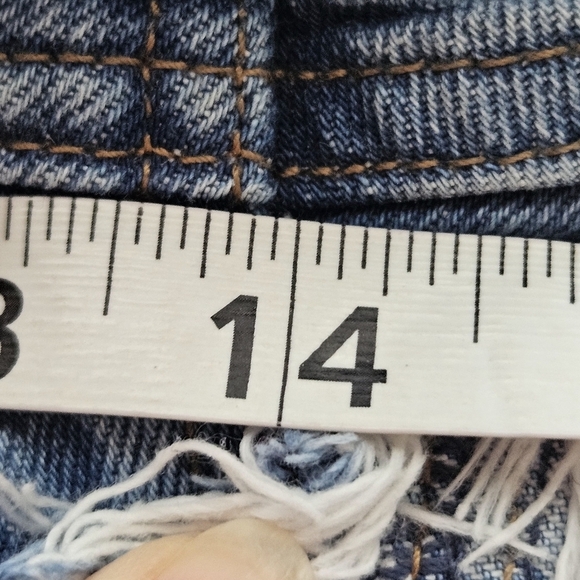 Abercrombie & Fitch The Dad Short High Rise Button Fly Womens 16 Festival Grunge - Picture 8 of 11